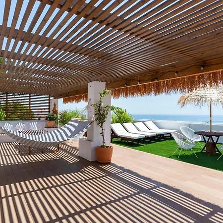 Penthouse Oasis With Private Pool