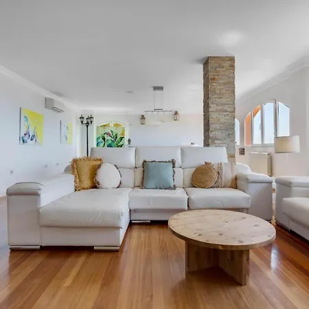 Penthouse Oasis With Private Pool Apartamento *